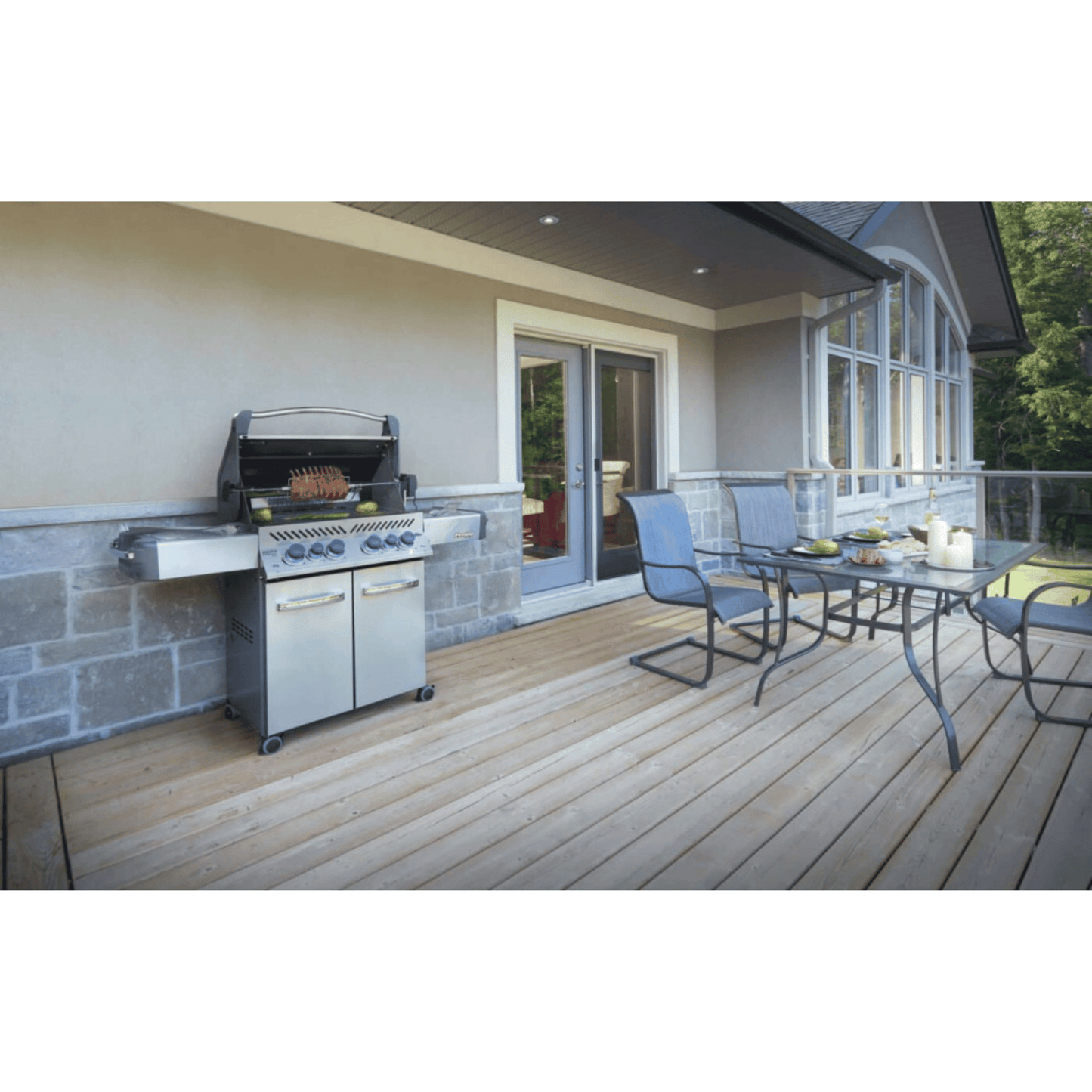 Napoleon Prestige® 500 RSIB Freestanding Gas Grill w/ Infrared Side and Rear Burners