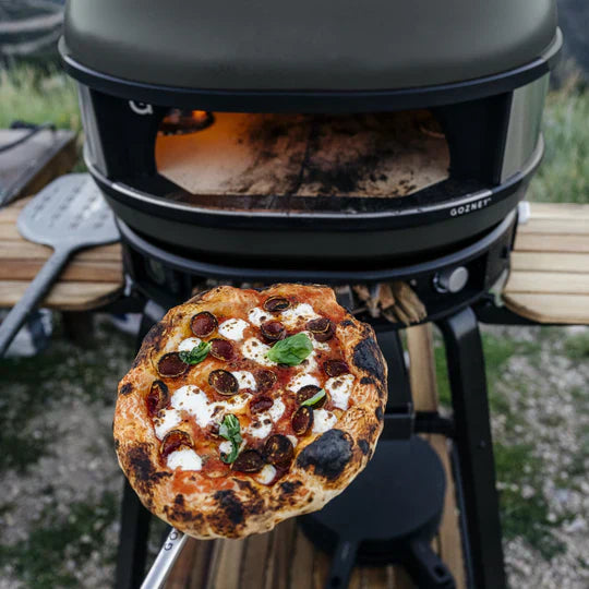 Gozney Dome Off-Black Outdoor Dual Fuel Pizza Oven